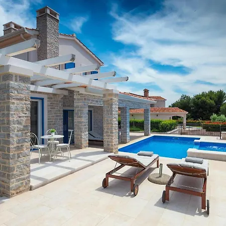 Holiday home Torre Iii *