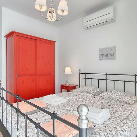 Torre Iii Feriehus Poreč