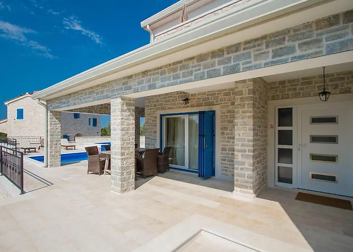 Torre Iii * Πόρετς